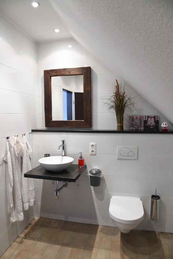 Апартаменты Loft-Style-Living Schuett - Einfach Anders Моншау Экстерьер фото